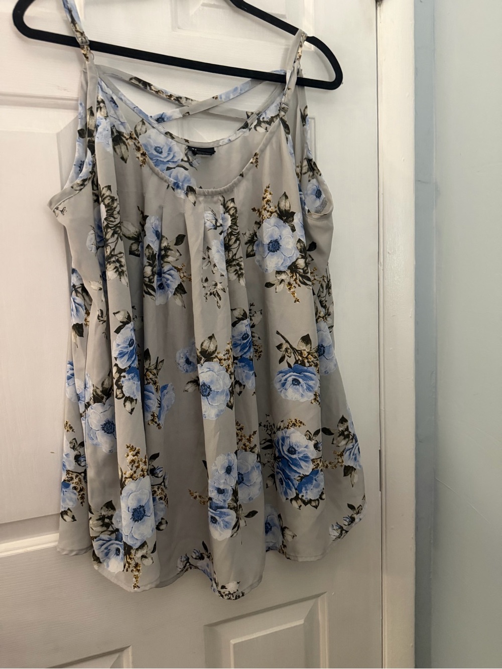 Torrid Size 4 4X Blue Floral Cold Shoulder Strappy Blouse